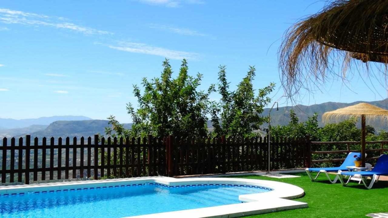 Casa Rural El Chaparro El Chorro Esterno foto